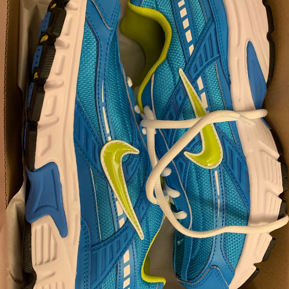 Women’s Nike running shoes